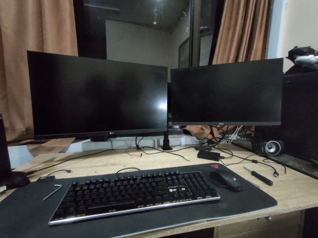 Jual DSupport Table Mount Dual Arm TV 