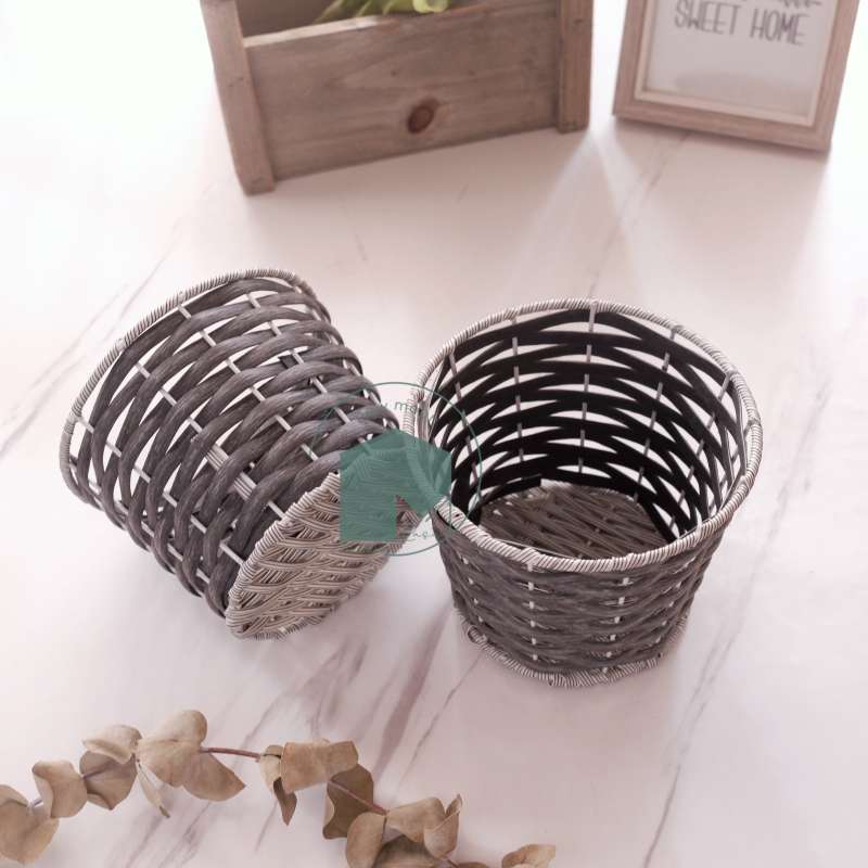 Pot Vas Bunga Planter Tanaman Hias Motif Rotan Nordic Plastik Awet Indoor Outdoor Dekorasi Rumah Terbaru Agustus 2021 Harga Murah Kualitas Terjamin Blibli