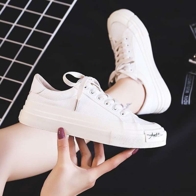 qn sneakers