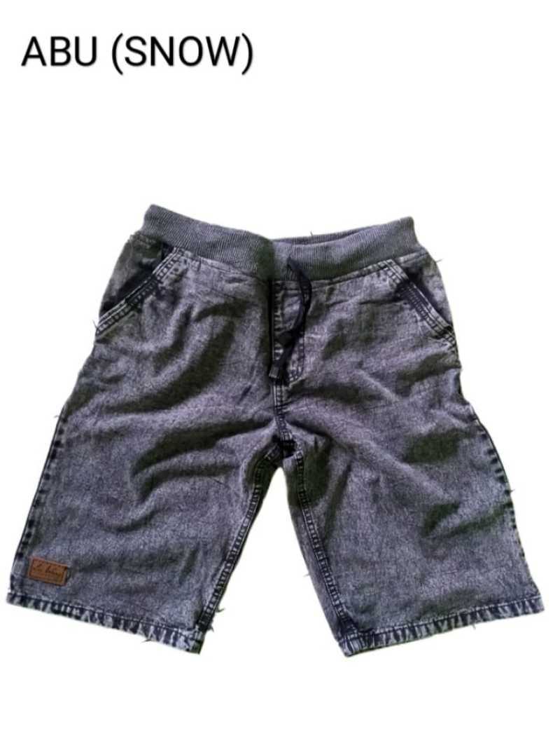 Jeans pendek ripped/celana denim pendek 