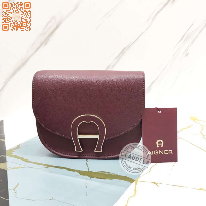 Aigner pina leather crossbody on sale