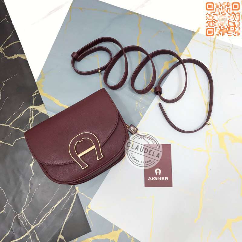 Jual Aigner Pina Mini Crossbody In Maroon Leather Di Seller Claudela Pluit Kota Jakarta Utara Blibli