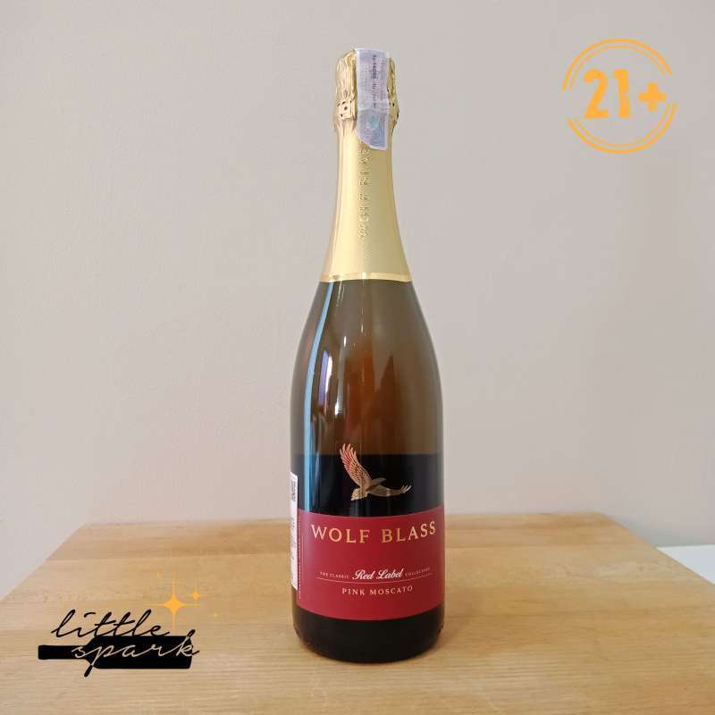 Jual Wolf Blass red label Pink Moscato, sweet rose sparkling ...