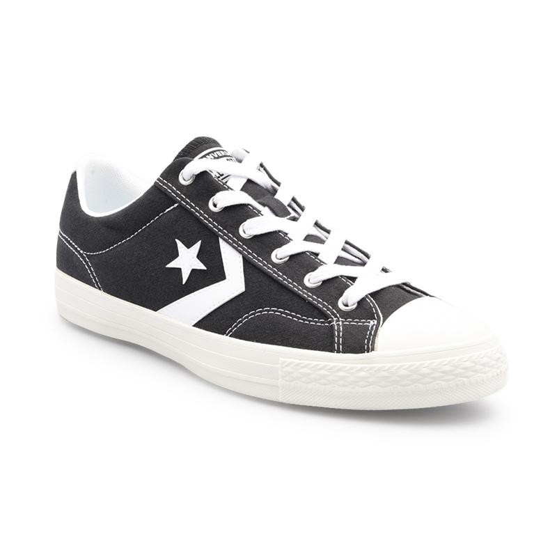 sepatu converse star player
