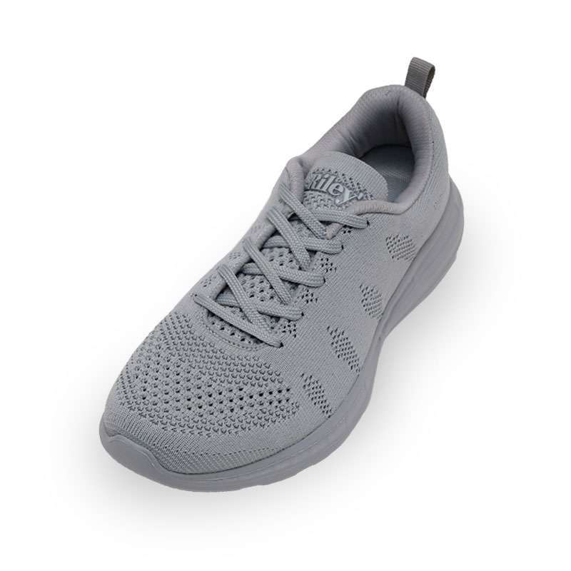 light grey sneakers mens
