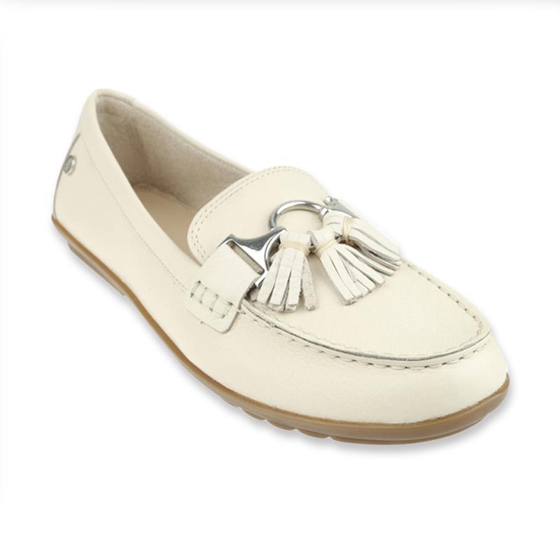 hush puppies tassel loafer