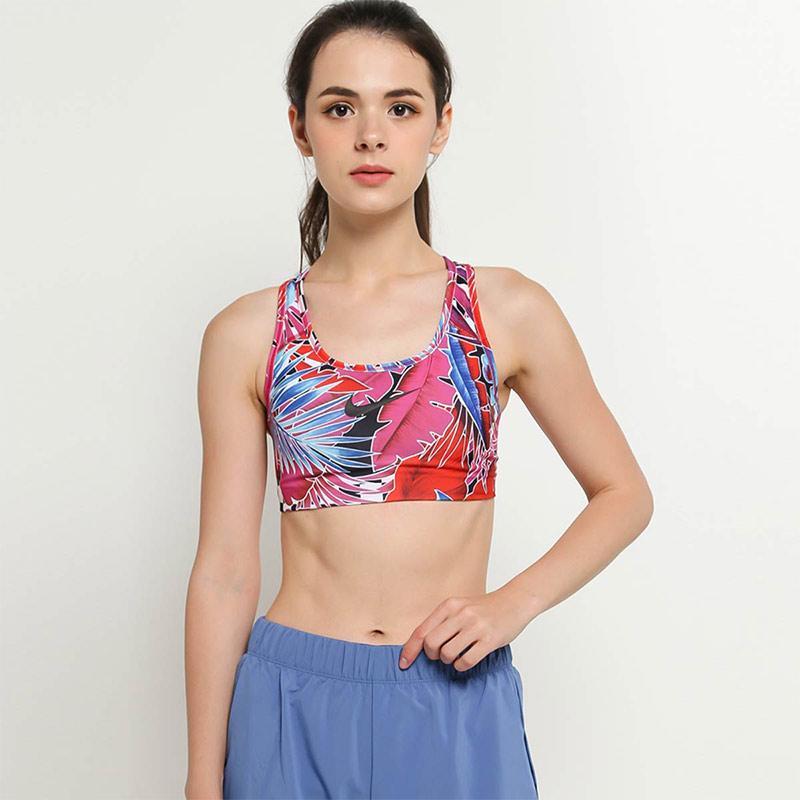 Nike swoosh online hyper femme bra