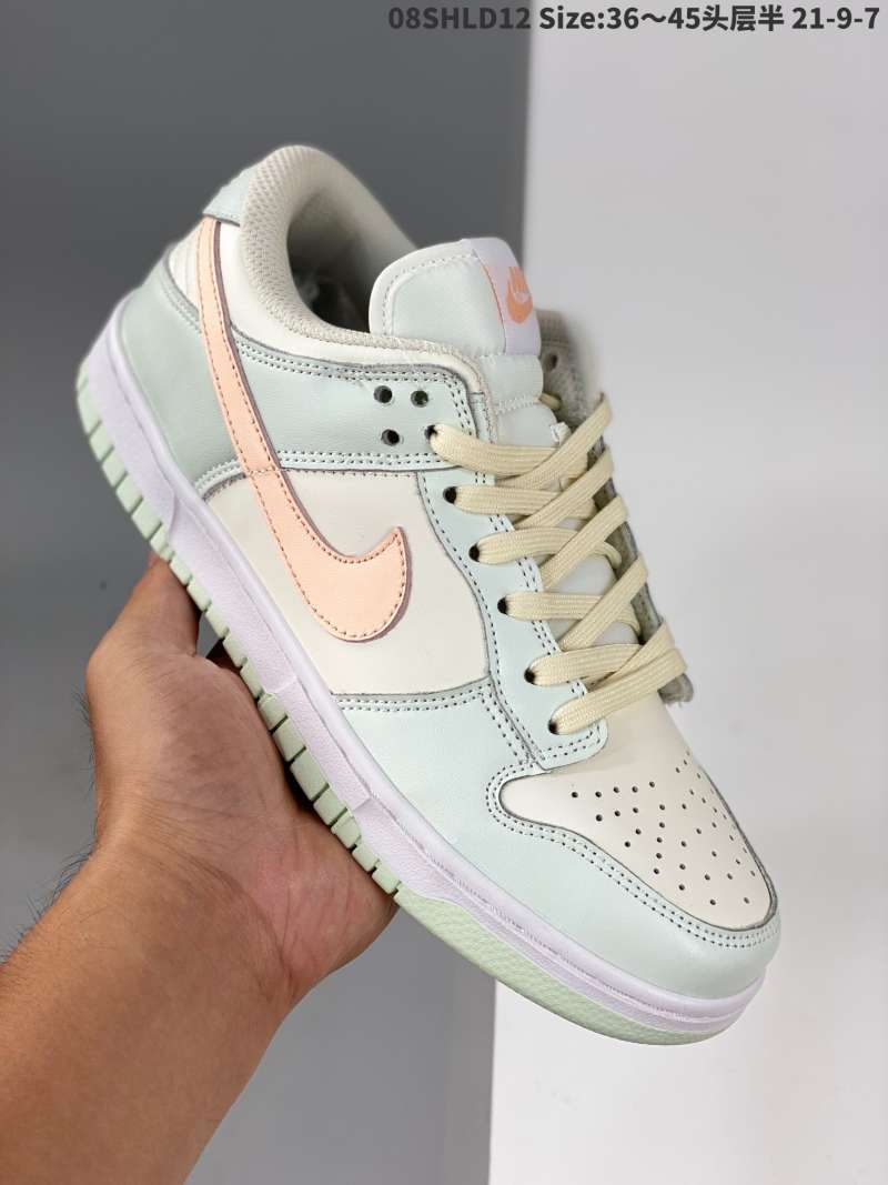 Jual Nike SB zoom Dunk Low board shoe classic versatile casual sports board  shoe thickened tongue filling for comfort and zoomair unit - 42 di Seller  Cai Wu Official Store - Indonesia | Blibli
