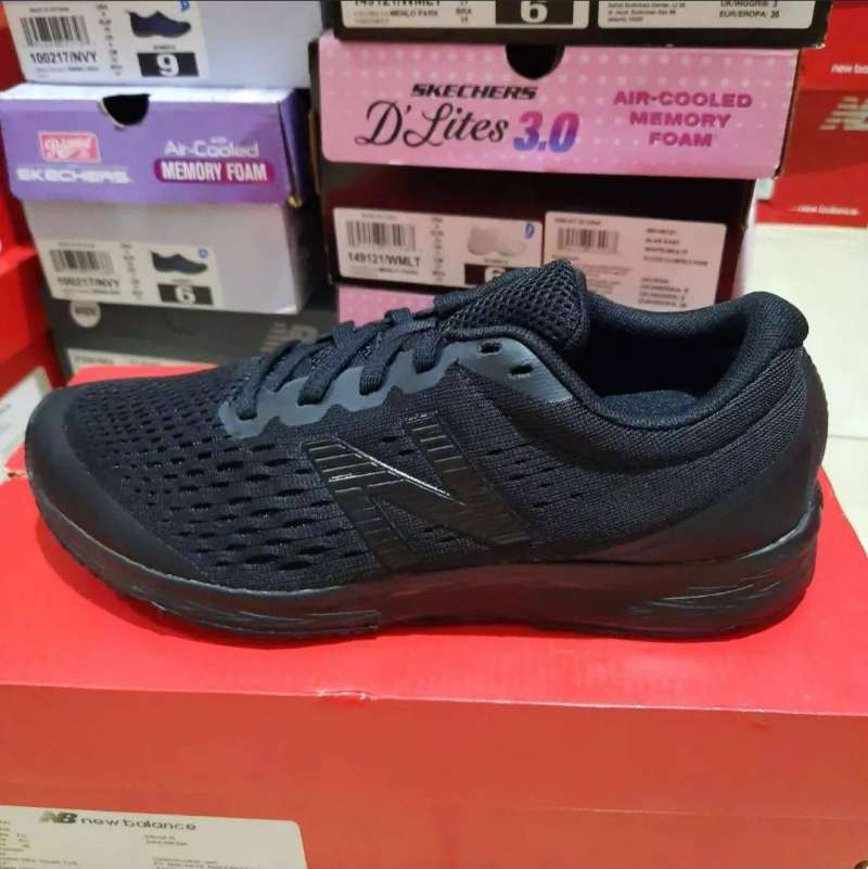 NEW BALANCE FLASH RUN BLACK WFLSHTB4 