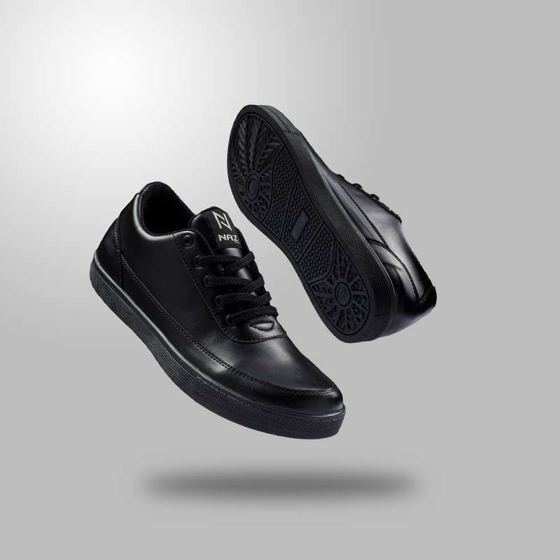 Sepatu sneakers full black online