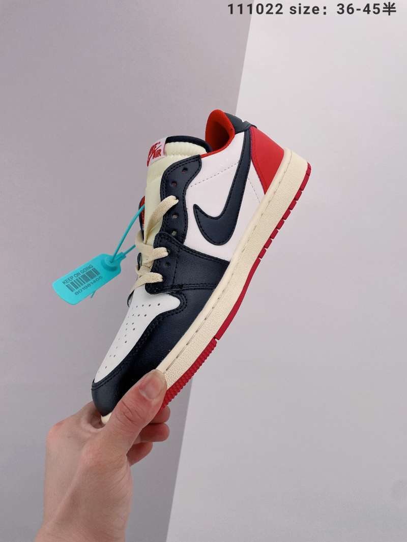 NIKE AIR JORDAN AJ1 NIKE AIR JORDAN 