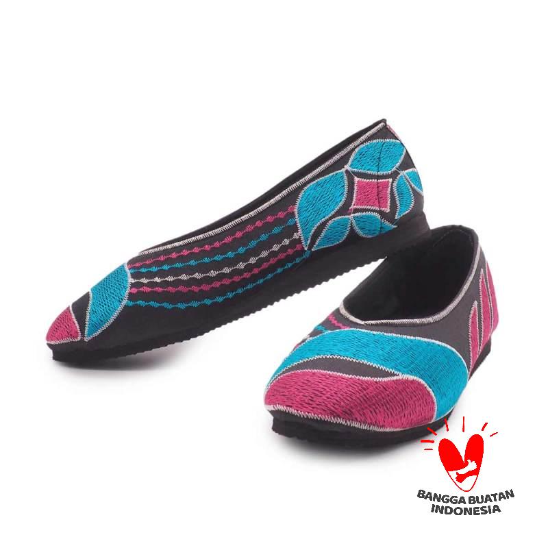 Jual Smesco Shop Bordir Sol Khas Jawa Timur Sepatu Wanita Hitam Online Agustus 2020 Blibli Com