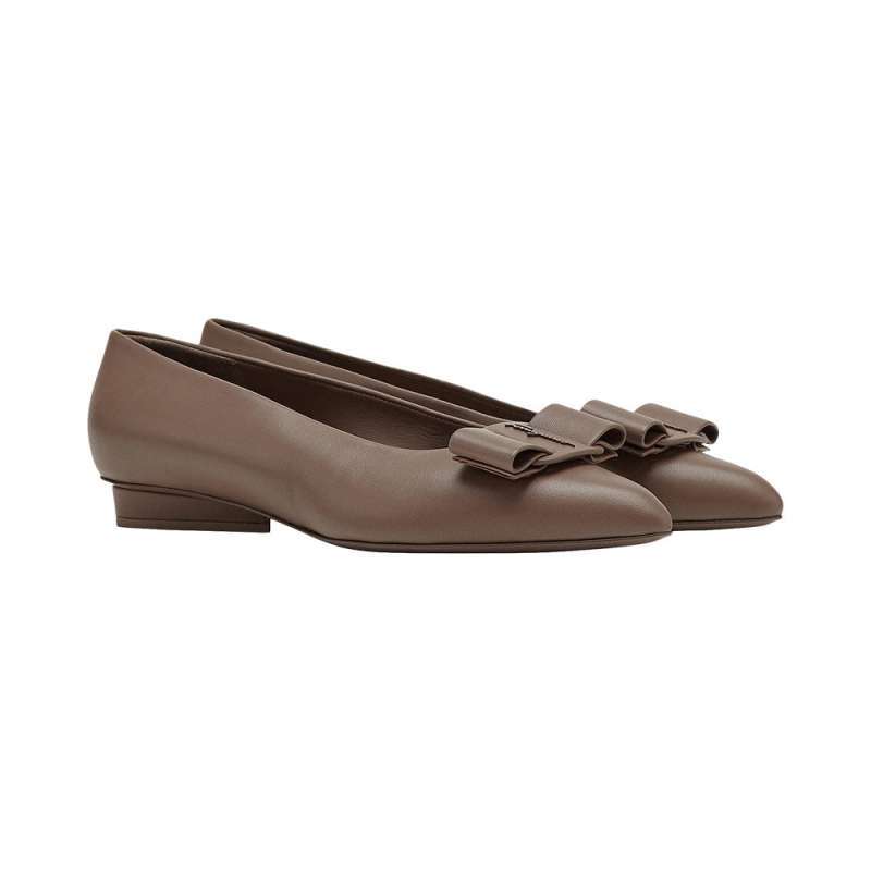 Harga flat shoes salvatore sales ferragamo
