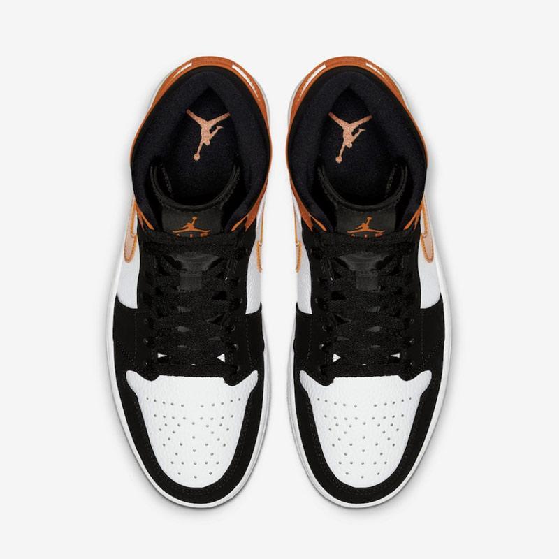 Jual Nike Air Jordan 1 Mid Shattered Backboard Olahraga Sepatu Sneakers Pria Online April 2021 Blibli Air jordan 1 shattered backboard 4.0. nike air jordan 1 mid shattered backboard olahraga sepatu sneakers pria