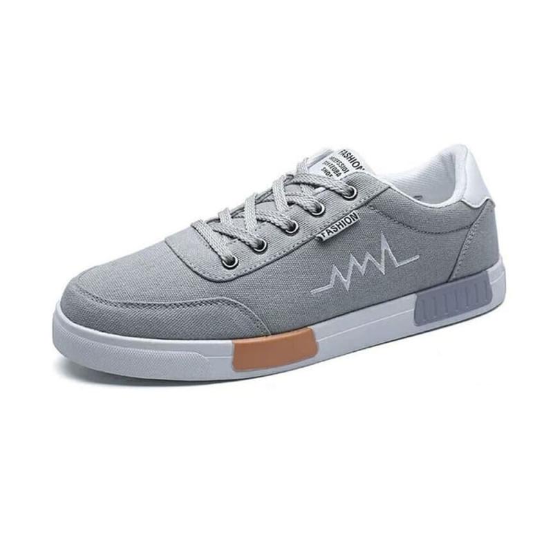 sepatu sneakers casual