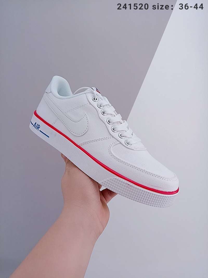 Nike casual sports shoes Clearance