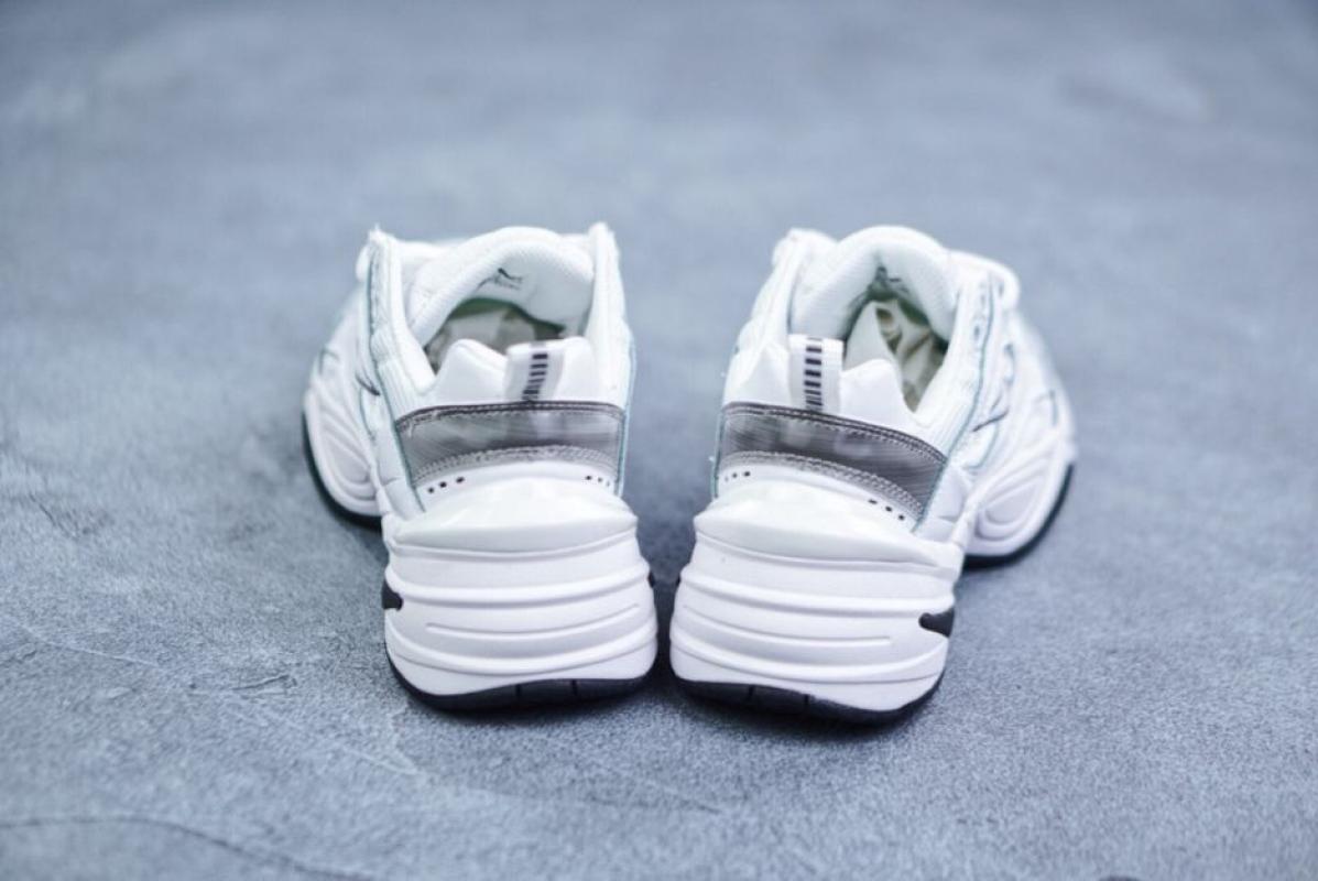 jual nike air monarch