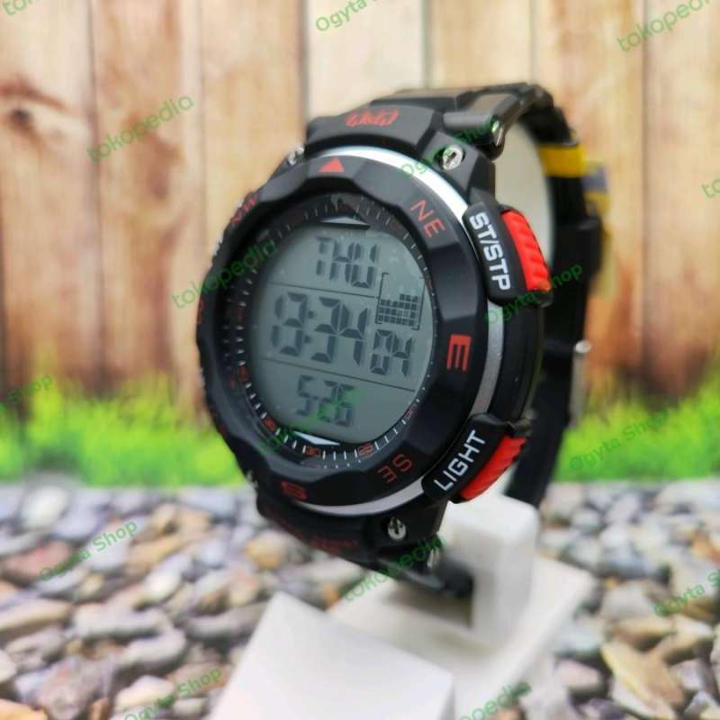 Jual Q Q QQ Digital Jam Tangan Pria Hitam M124J001Y Original di