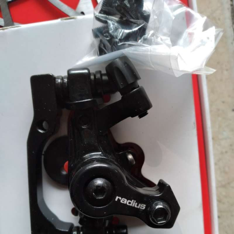 Radius disc brake caliper deals