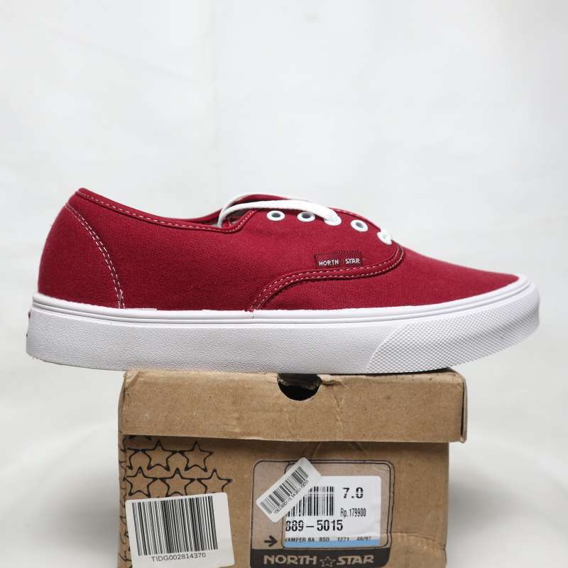 Promo North Star Vamper Sepatu Sneakers Unisex Original Red 40