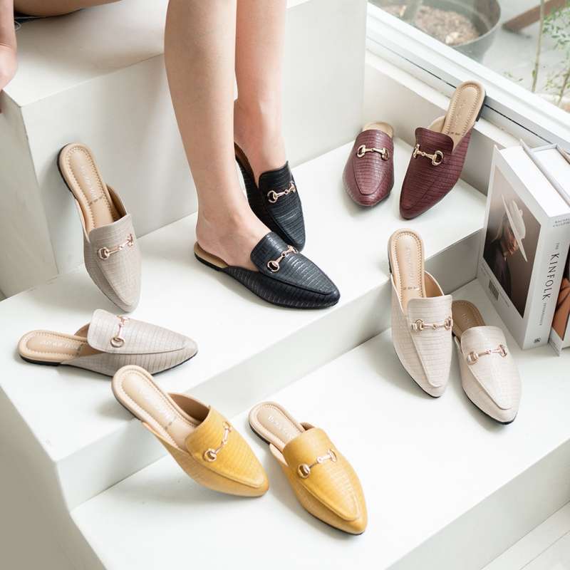 Toko flat sale shoes