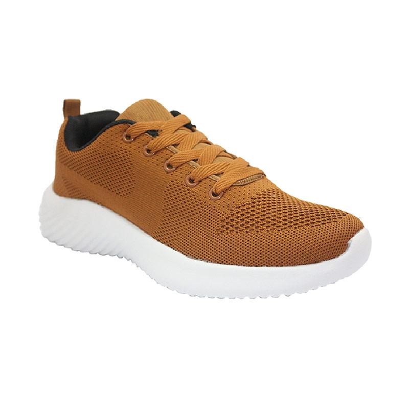 Jual Dr Kevin Sneaker Pria 889 011 Online Agustus 2020 Blibli Com