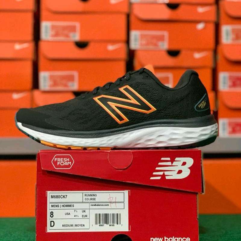 new balance running course moyen Cinosural International School