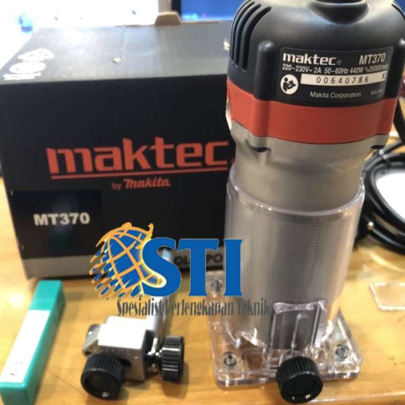 Trimmer outlet maktec mt370