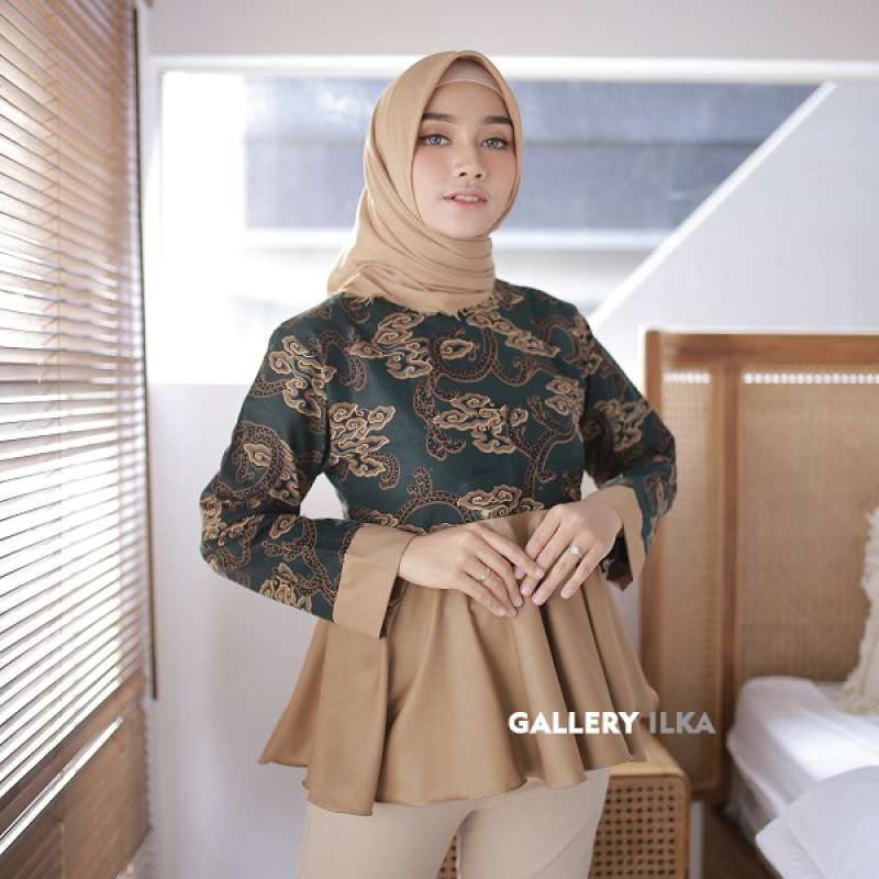 Baju atasan wanita kombinasi