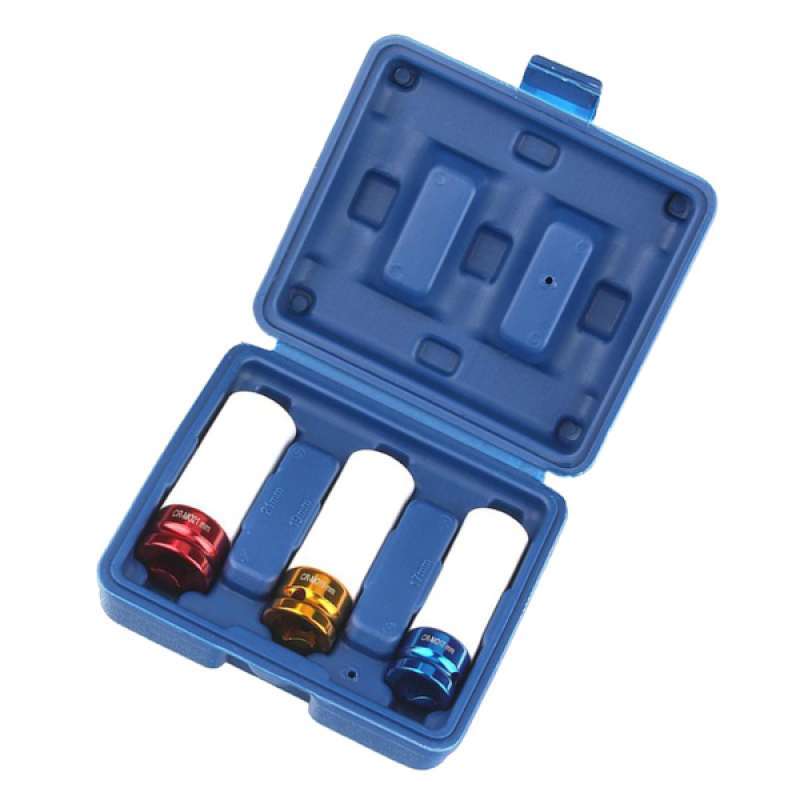 Wheel nut socket Clearance