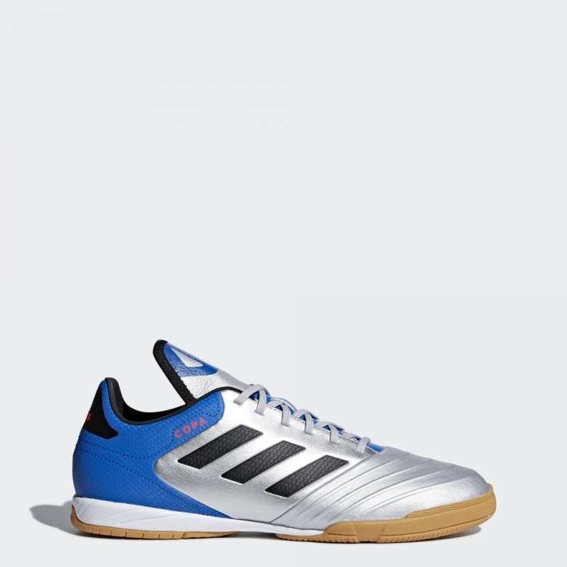 Jual Adidas Copa Tango 18 3 Indoor Sepatu Futsal Pria Db2452 Online Oktober 2020 Blibli Com