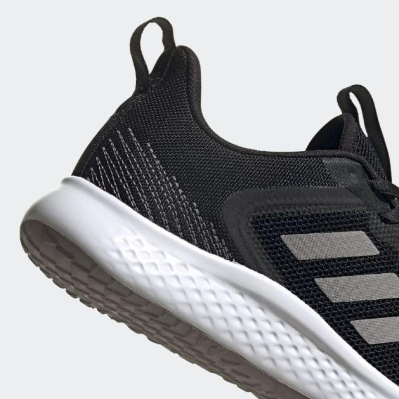 Jual adidas Fluidstreet Running Shoes 