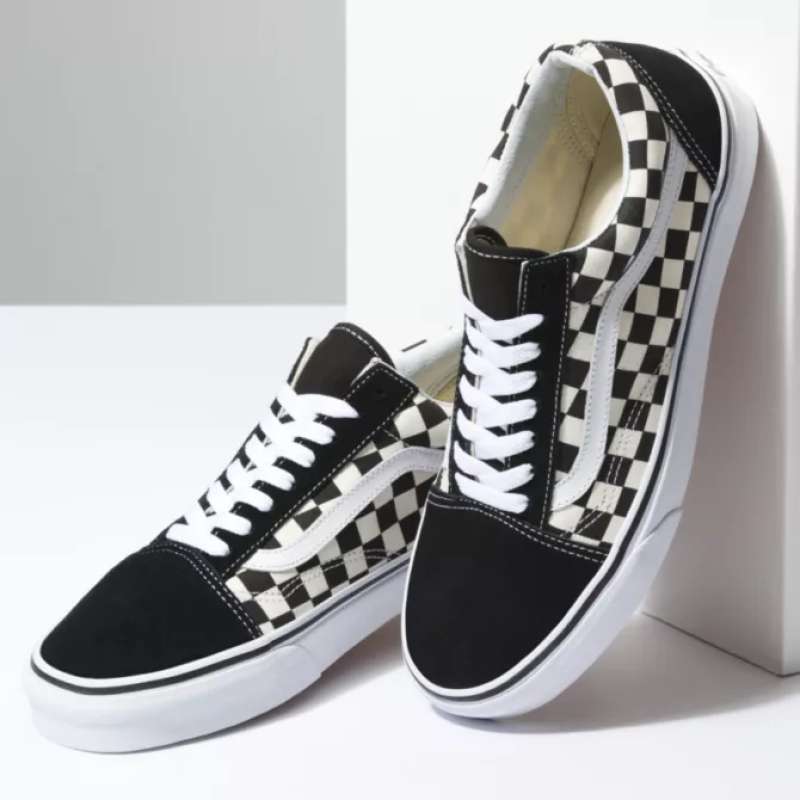 harga vans old skool primary checkerboard