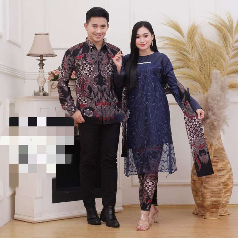 Jual Snoebel Lb Yoona Couple Batik Sarimbit Kebaya Modern Brokat Batik Online April 2021 Blibli