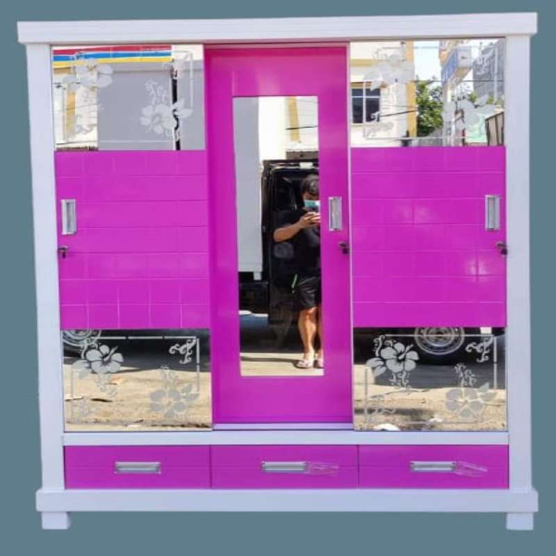 Lemari Pakaian Sliding 3 Pintu Terbaru Agustus 2021 Harga Murah Kualitas Terjamin Blibli