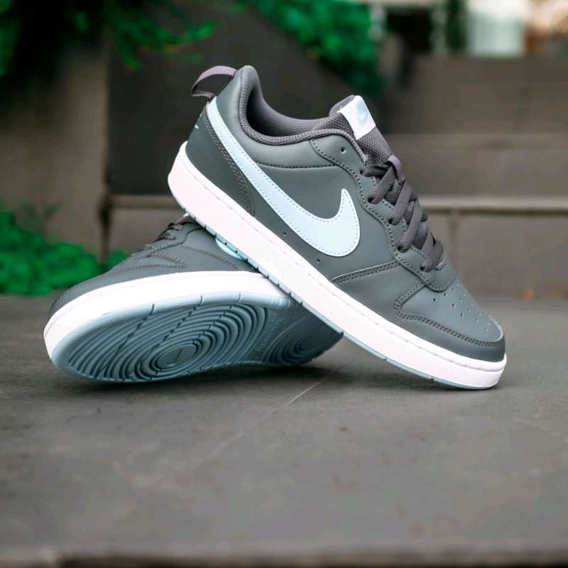Nike court cheap borough low original