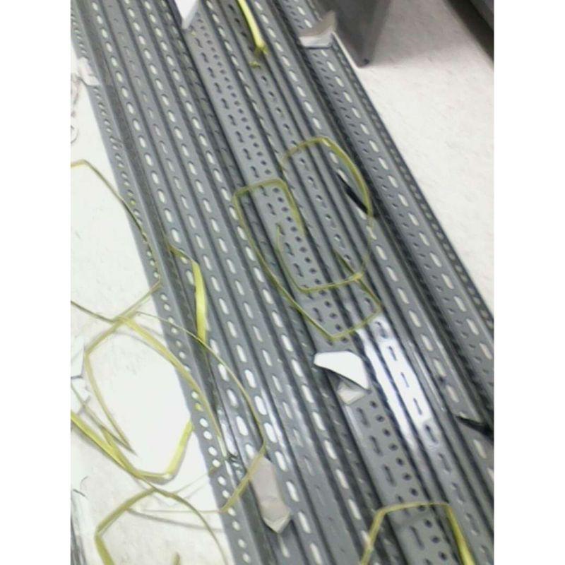 Jual Besi Siku Lubang 3 5x3 5cm 3 Meter Tebal 1 2mm Online April 2021 Blibli