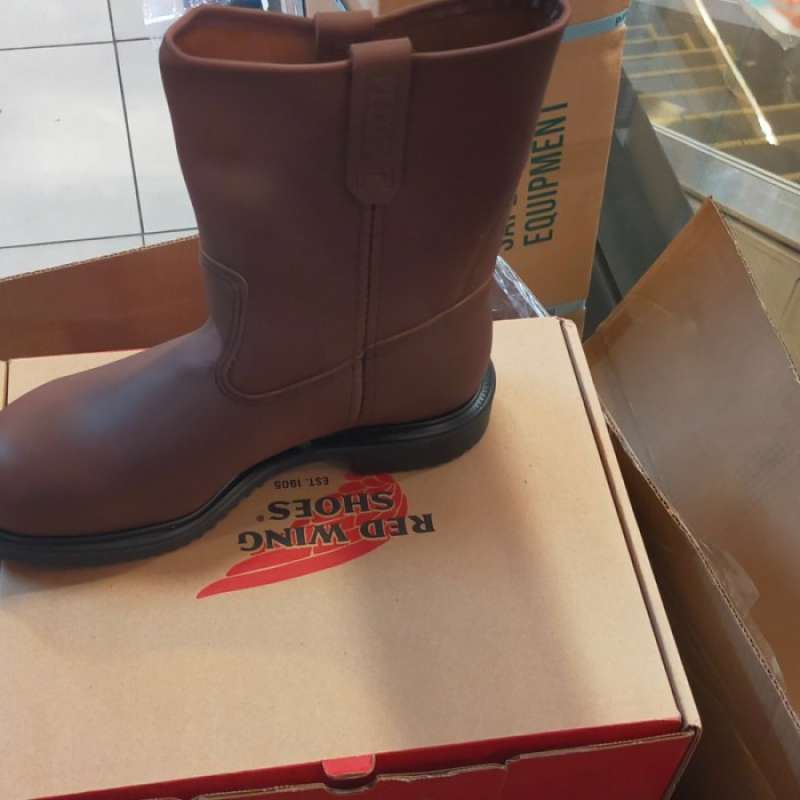 Sepatu safety red wing pecos top