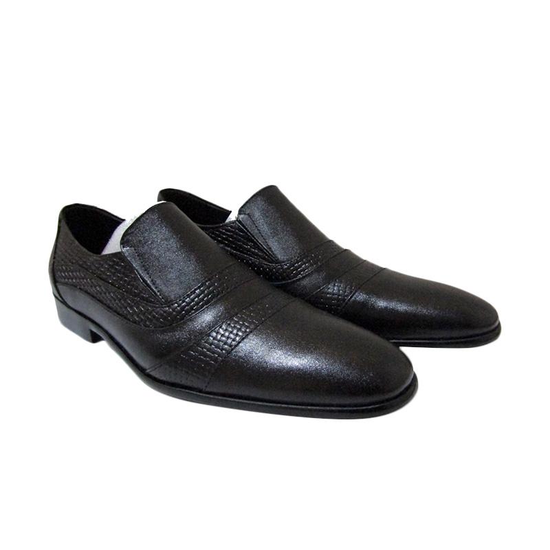 Laborc Shoes Geffrey Pantofel Sepatu Pria - Black