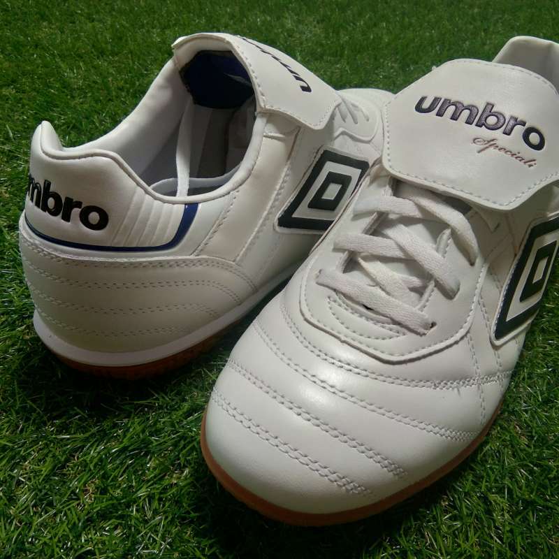 Umbro speciali eternal premier clearance ic