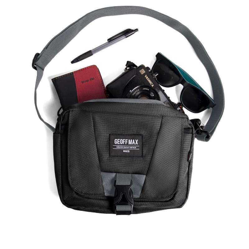 Tas Selempang Slingbag Waistbag Geoff Max Lucid Black