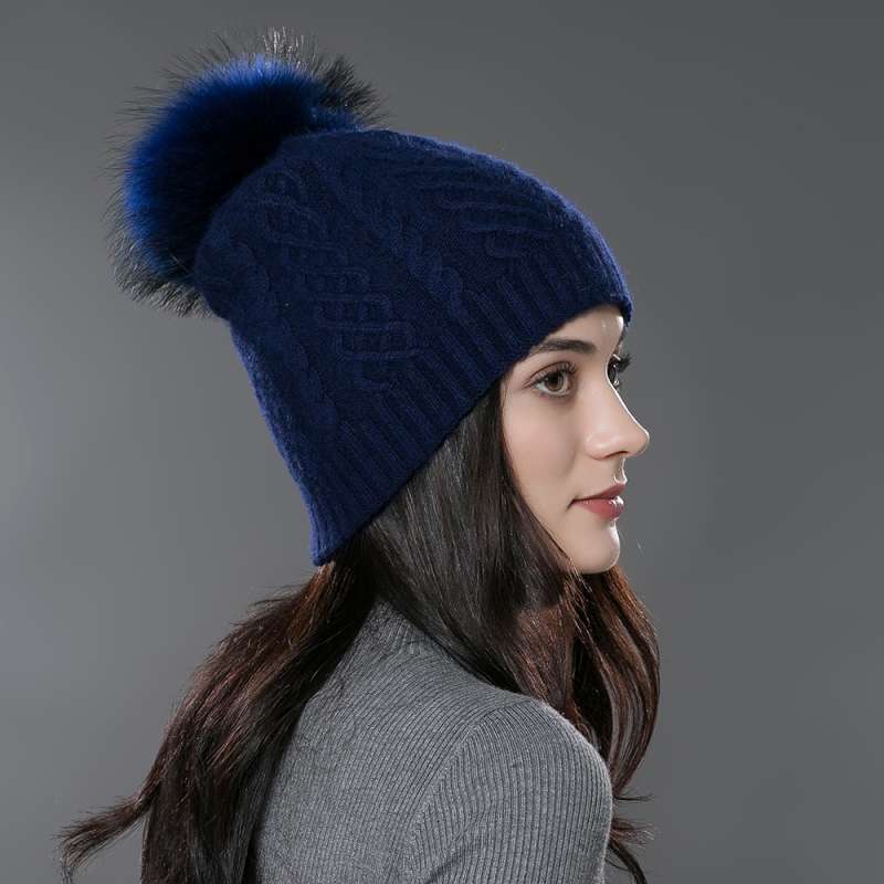 Bulu Rubah pompom di Seller URSFUR 