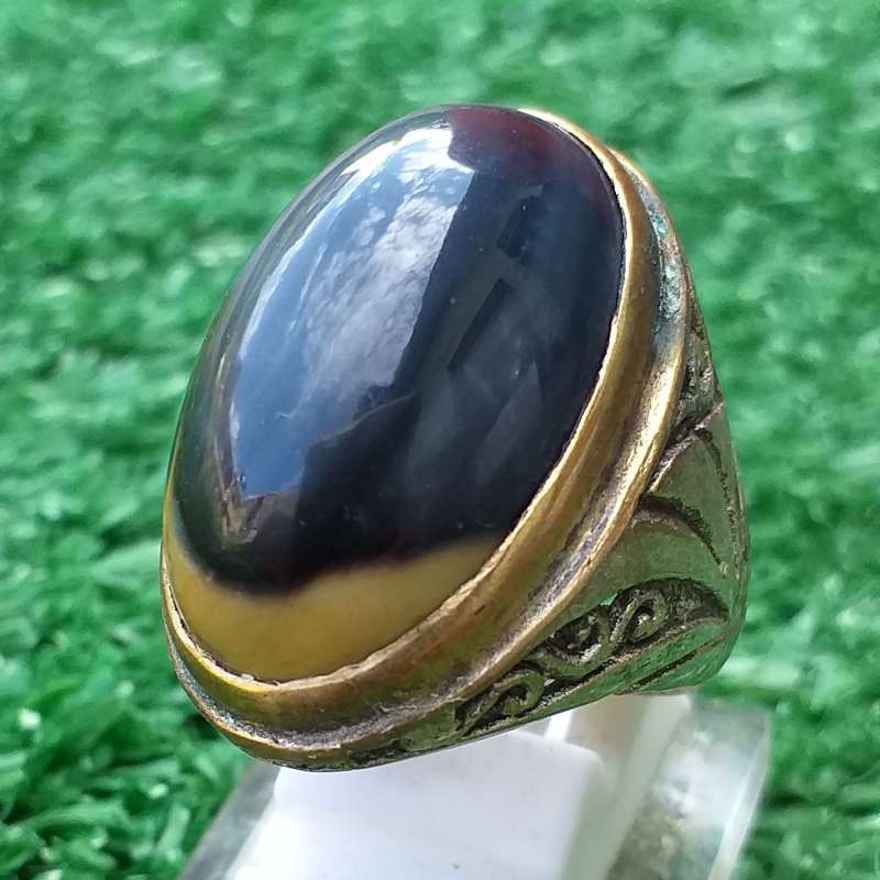 Jual Seni Warna Batu Akik Garut Edong Langka Biru Tinta Pekat Kontras  Kuning Gading Kinclong Alami di Seller Gemsmart Gemstone Club - Pungkur,  Kota Bandung | Blibli