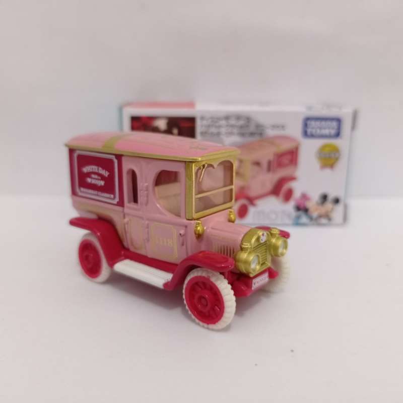 Jual Tomica Disney motors High hat 
