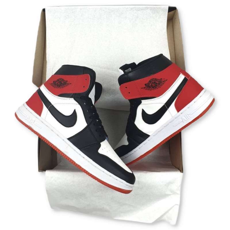 Jual Sepatu Sneakers Nike Air Jordan 1 
