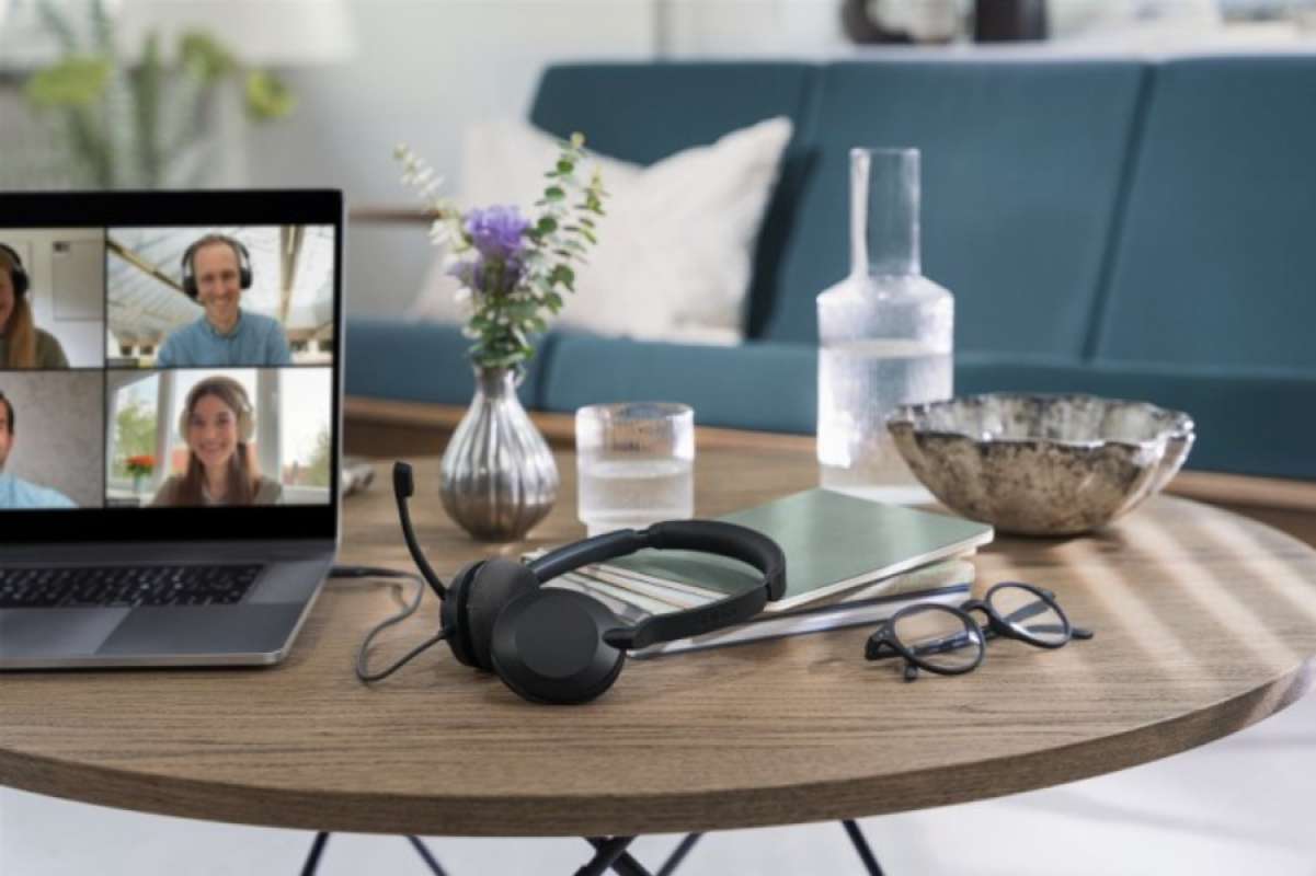 Promo Jabra Connect 4h Profesional 