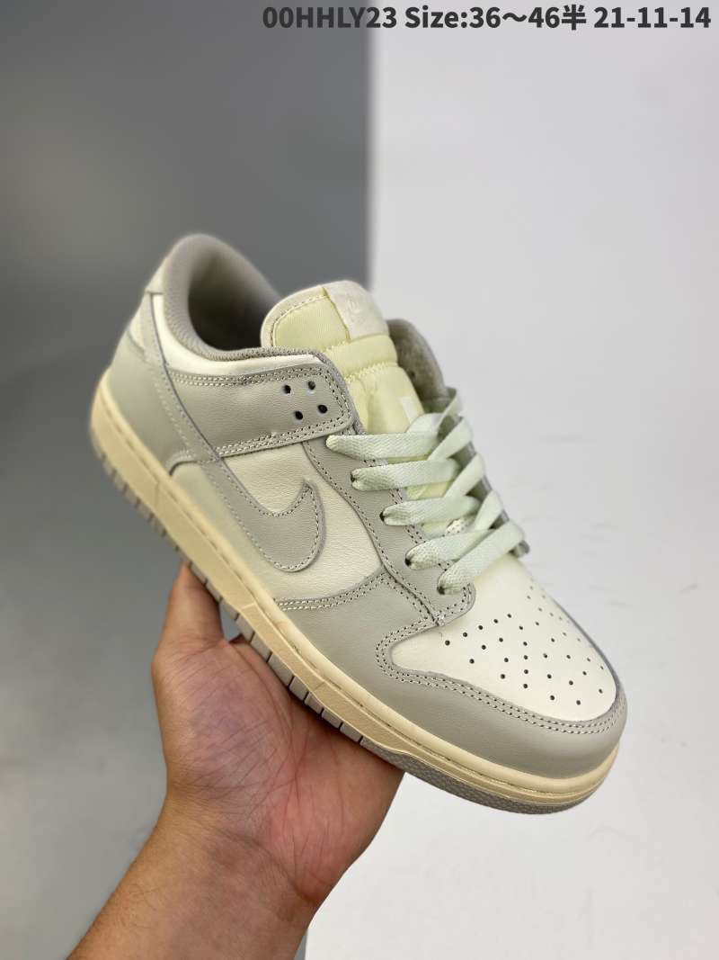 dunk low light brown