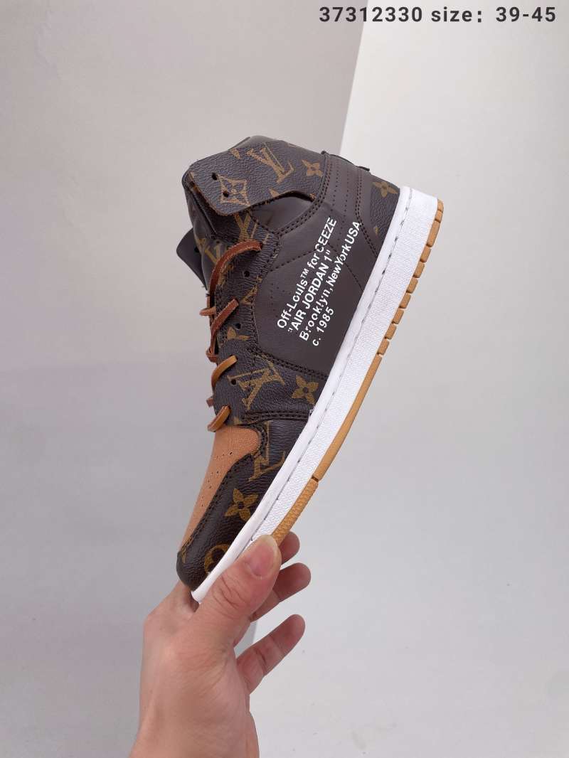 Jual Nike Air Jordan / Jordan LV 