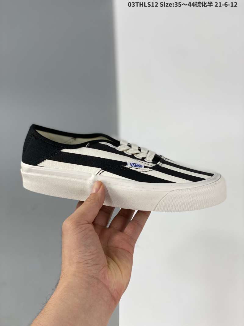 Jual Aut branch line vans vault og style 43 LX Vance branch line style43 black and white striped zebra vulcanized board shoes style 43 many people are fa - 43 di Seller Jual Aut branch line vans vault og style 43 LX Vance branch line style43 black and white striped zebra vulcanized board shoes style 43 many people are fa - 43 di Seller