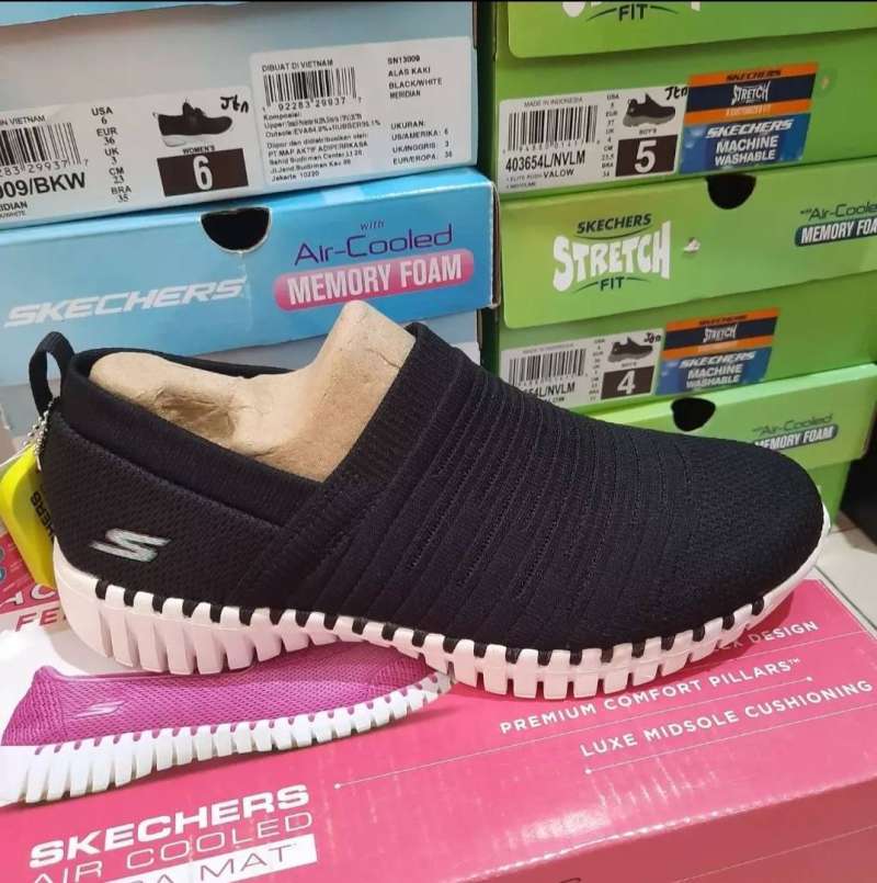 skechers 124043